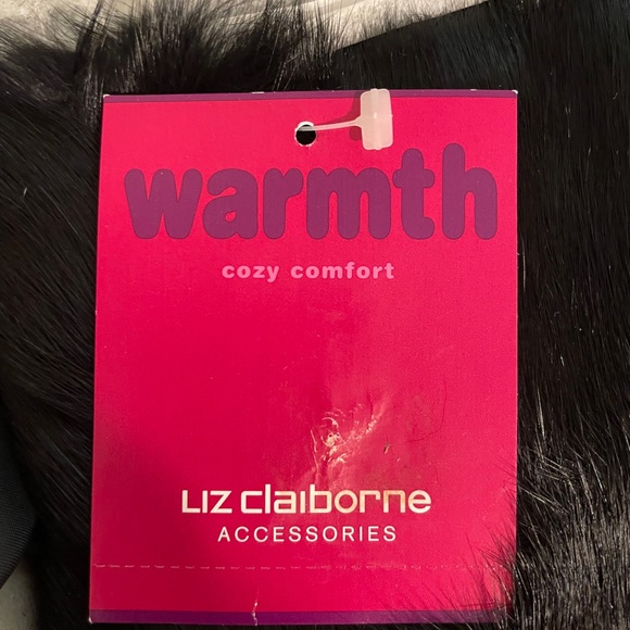 NWT rabbit fur shawl wrap - Picture 2 of 5